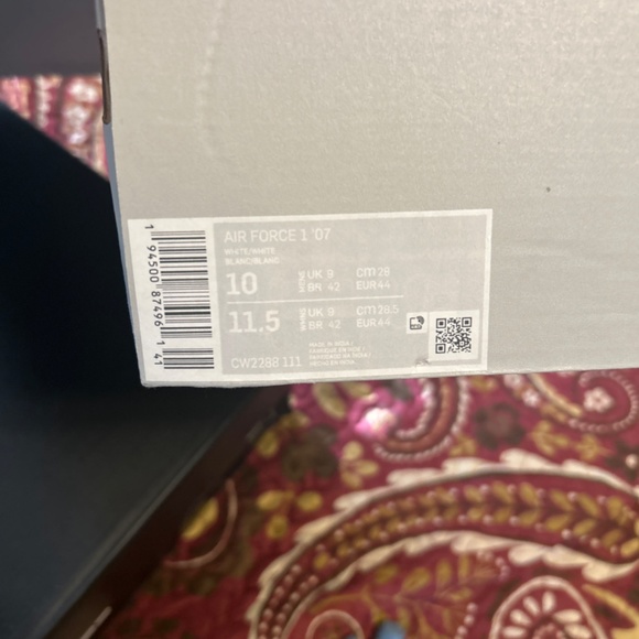 Shoes main image 3